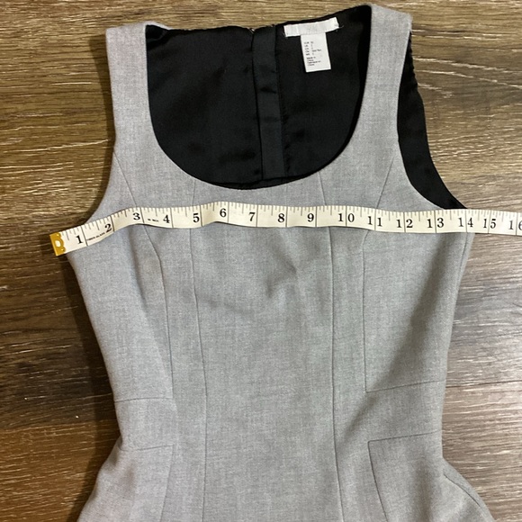 H&M dress - Picture 8 of 9